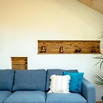 シャレー Traditional With Some Luxurious Features