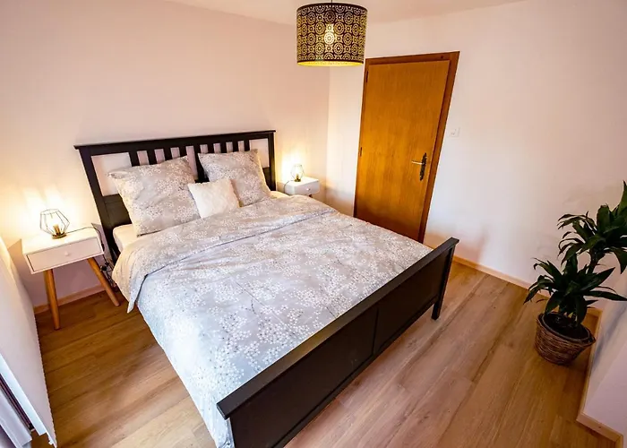 Traditional With Some Luxurious Features * Troistorrents