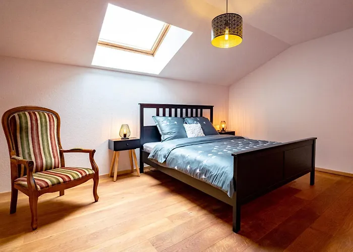 Traditional With Some Luxurious Features * Troistorrents